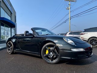 2006 Porsche Carrera 4 Cabriolet in Matane, Quebec - 3 - w320h240px