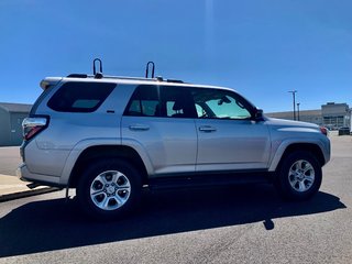 2023 Toyota 4Runner SR5  UTILITY in Matane, Quebec - 5 - w320h240px