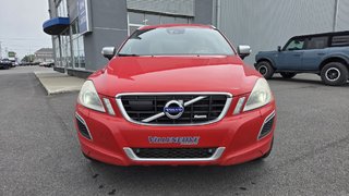Volvo XC60 T6  R-Design  AWD 2013 à Matane, Québec - 2 - w320h240px
