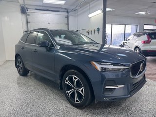 2022 Volvo XC60 MOMENTUM 2.0L DIRECT-INJECTED TURBO & SUPERCHARGED All Wheel Drive