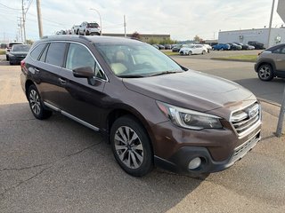 Subaru Outback  2019 à Sept-Iles, Québec - 4 - w320h240px