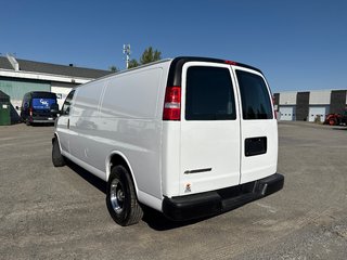 2021 Chevrolet Express Cargo Van 2500 155' in Saint-Sulpice, Quebec - 4 - w320h240px