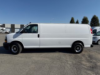 2021 Chevrolet Express Cargo Van 2500 155' in Saint-Sulpice, Quebec - 2 - w320h240px