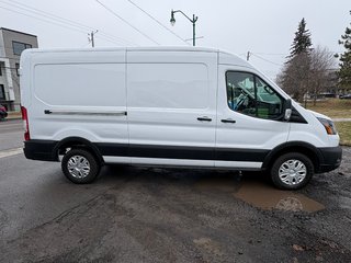 2023 Ford E-Transit Cargo Van T-350 Medium Roof 148' in Repentigny, Quebec - 5 - w320h240px