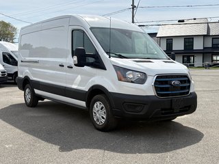 Ford E-Transit Cargo Van T-350 Medium Roof 148' 2023 à Repentigny, Québec - 4 - w320h240px
