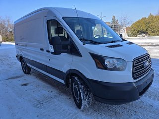 2015 Ford Transit Cargo Van T-250 Medium Roof 148' in Repentigny, Quebec - 4 - w320h240px