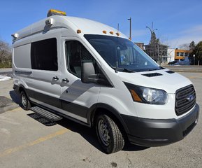 2016 Ford Transit Cargo Van T-250 High Roof 148' in Repentigny, Quebec - 4 - w320h240px