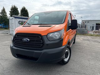 Ford Transit Cargo Van T-150 Low Roof 148' 2017 à Saint-Sulpice, Québec - 5 - w320h240px