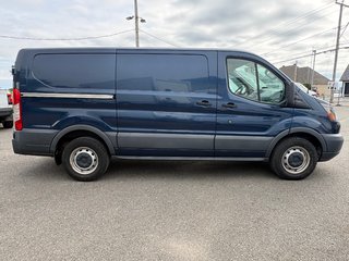 2017 Ford Transit Cargo Van T-150 Low Roof 130' in Saint-Sulpice, Quebec - 5 - w320h240px