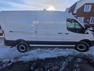 2020 Ford Transit Cargo Van T-250 Medium Roof 148' in Repentigny, Quebec - 6 - w320h240px