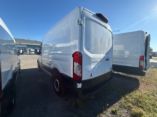 Ford Transit Cargo Van T-250 Medium Roof 130' 2022 à Saint-Sulpice, Québec - 5 - w320h240px