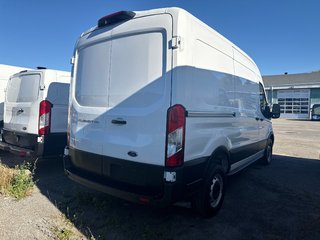 Ford Transit Cargo Van T-250 Medium Roof 130' 2022 à Saint-Sulpice, Québec - 4 - w320h240px