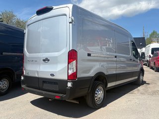 2022 Ford Transit Cargo Van T-250 Medium Roof 130' in Repentigny, Quebec - 5 - w320h240px