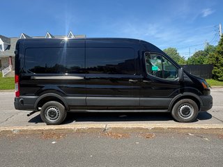 2022 Ford Transit Cargo Van T-250 Medium Roof 148' in Repentigny, Quebec - 5 - w320h240px