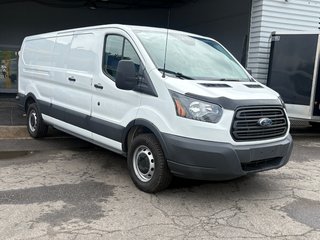 Ford Transit Van T-250 Low Roof 148' 2018 à Repentigny, Québec - 5 - w320h240px