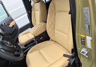 2025 Jeep Wrangler 4xe Willys '41 in Saint-Sulpice, Quebec - 2 - w320h240px