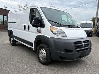Ram ProMaster Cargo Van 1500 Low Roof 136' 2018 à Saint-Sulpice, Québec - 4 - w320h240px