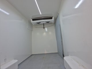 Ford E-Transit Cargo Van T-350 High Roof 148' 2022 à Repentigny, Québec - 4 - w320h240px