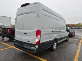 2023 Ford E-Transit Cargo Van T-350 High Roof 148' in Saint-Sulpice, Quebec - 3 - w320h240px