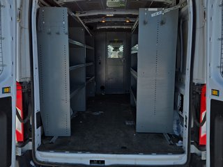 Ford Transit Cargo Van T-150 Medium Roof 148' 2016 à Repentigny, Québec - 4 - w320h240px