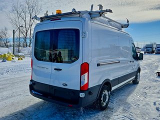 Ford Transit Cargo Van T-150 Medium Roof 148' 2016 à Repentigny, Québec - 3 - w320h240px