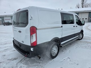 2023 Ford Transit Cargo Van T-250 Low Roof 130' AWD in Repentigny, Quebec - 6 - w320h240px