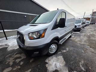 2024 Ford Transit Cargo Van T-250 Low Roof 130' AWD in Repentigny, Quebec - 2 - w320h240px