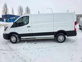 2024 Ford Transit Cargo Van T-250 Low Roof 130' AWD in Repentigny, Quebec - 3 - w320h240px