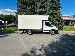 Ford Transit Chassis Cab T-250 Cube 12' 2023 à Repentigny, Québec - 4 - w320h240px
