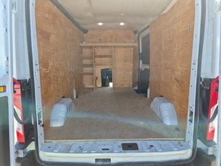 2018 Ford Transit Van T-250 Medium Roof 148' in Repentigny, Quebec - 4 - w320h240px