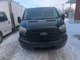 Ford TRANSIT PASSENGER WAGON XL Low Roof 130' 2015 à Repentigny, Québec - 4 - w320h240px