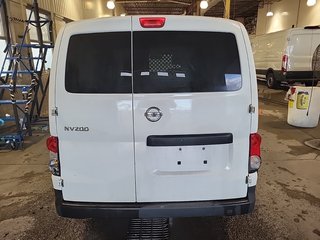 Nissan NV200 S 2013 à Saint-Sulpice, Québec - 3 - w320h240px
