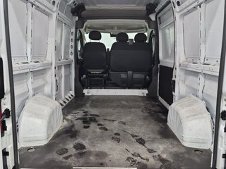 2023 Ram ProMaster Cargo Van 2500 High Roof 136' in Repentigny, Quebec - 4 - w320h240px