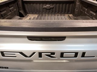 2022 Chevrolet Silverado 1500 Custom Trail Boss in Chicoutimi, Quebec - 6 - w320h240px