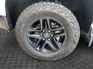 Chevrolet Silverado 1500 Custom Trail Boss 2023