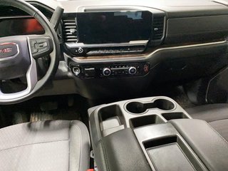 GMC Sierra 1500 SLE 2023 à Chicoutimi, Québec - 6 - w320h240px