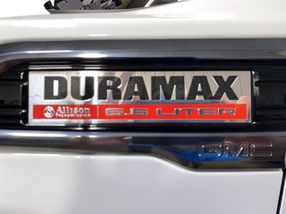 2022 GMC Sierra 2500HD AT4 in Chicoutimi, Quebec - 5 - w320h240px