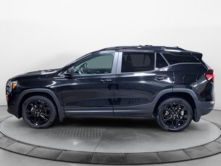 2022 GMC Terrain SLE in Chicoutimi, Quebec - 5 - w320h240px