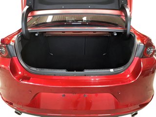 2019 Mazda 3 in Sept-Îles, Quebec - 3 - w320h240px
