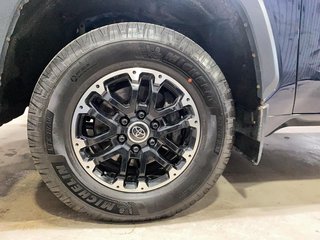 2023 Toyota Tundra in Jonquière, Quebec - 6 - w320h240px