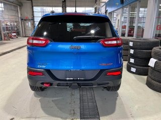 2018 Jeep Cherokee in Quebec, Quebec - 5 - w320h240px