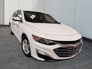 Chevrolet Malibu LS 2024 à Québec, Québec - 4 - w320h240px