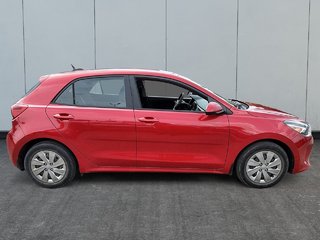 2019 Kia Rio 5-door in Quebec, Quebec - 5 - w320h240px