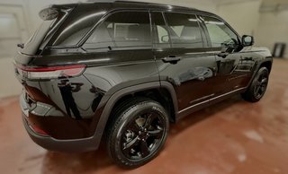 2025 Jeep Grand Cherokee LAREDO ALTITUDE