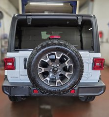 2025 Jeep WRANGLER 4-Door SAHARA
