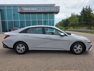 2024 Hyundai Elantra Essential