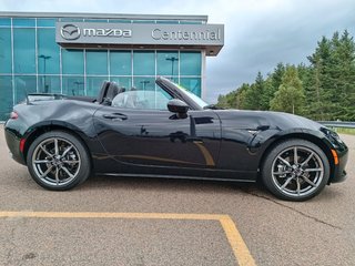 2022 Mazda MX-5 GT