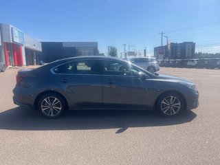 2022 Kia Forte EX