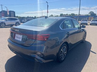 2022 Kia Forte EX