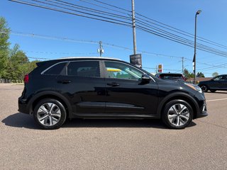 2021 Kia Niro EV EX | SAVE AN EXTRA $4,000 PROVINCIAL EV REBATE